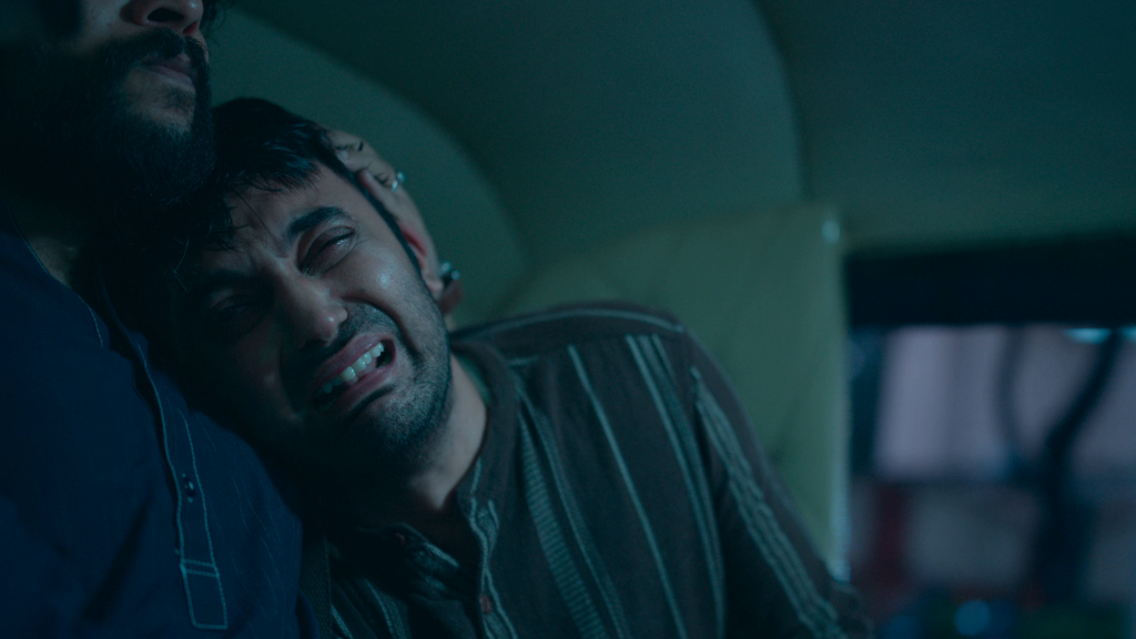 Sapne-Vs-Everyone---S02E05---Main-Bhagwaan-Banunga.mkv_screenshot_05.png