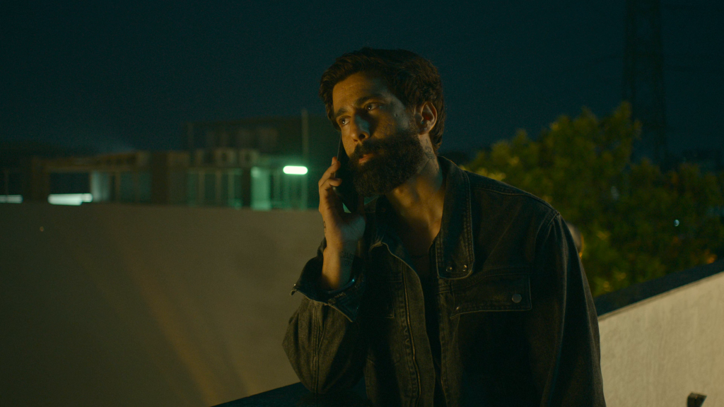 Sapne-Vs-Everyone---S02E05---Main-Bhagwaan-Banunga.mkv_screenshot_06.png