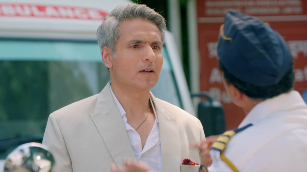Hui-Gumm-Yaadein-Ek-Doctor-Do-Zindagiyaan---S01E20---Amarjeet-Stuck-In-Traffic.mkv_screenshot_07.png