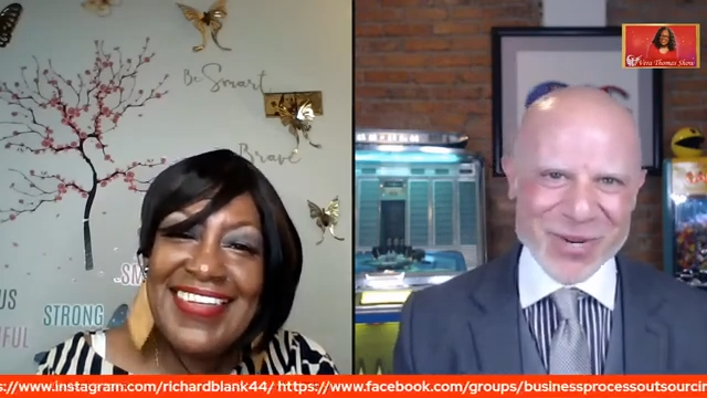 Vera-Thomas-Show-guest-telesales-expert-Richard-Blank-Costa-Ricas-Call-Center-3.png